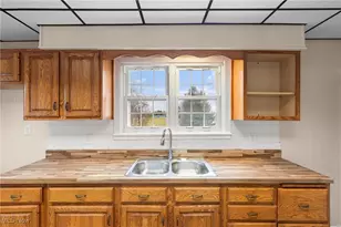 204 Oak St, Bethesda, OH 43719 - Photo 14