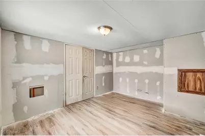 160 Kentucky, Elyria, OH 44035 - Photo 20