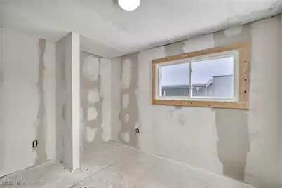 160 Kentucky, Elyria, OH 44035 - Photo 10