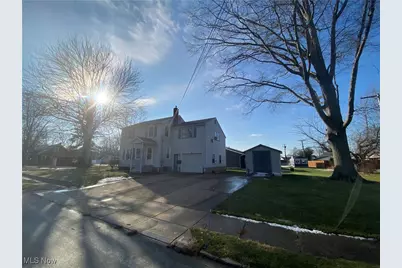 725 Union Avenue, Ashtabula, OH 44004 - Photo 2