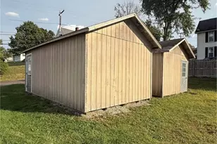 830 N Chestnut St, Barnesville, OH 43713 - Photo 2