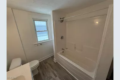 804 Beardsley Street, Akron, OH 44311 - Photo 14