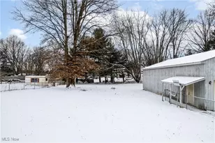 168 2nd St SE, Barberton, OH 44203 - Photo 4