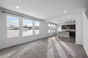 8981 Leatherleaf Dr, Columbia Station, OH 44028 - Photo 10