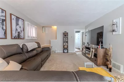 16711 Pearldale Avenue, Loveland, OH 44135 - Photo 8