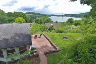 1121 Fiesta Rd SW, Dellroy, OH 44620 - Photo 2