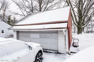 355 E 257th St, Euclid, OH 44132 - Photo 4