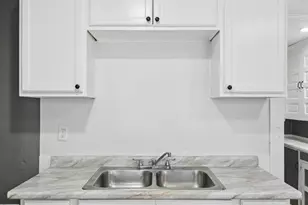 10622 Hathaway Ave, Loveland, OH 44108 - Photo 20