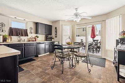 2162 Canterbury Circle, Akron, OH 44319 - Photo 12