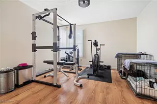 2162 Canterbury Cir, Akron, OH 44319 - Photo 14