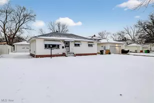 5969 Marra Dr, Huber Heights, OH 44146 - Photo 2