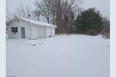 6093 Elyria Avenue, Elyria, OH 44035 - Photo 34