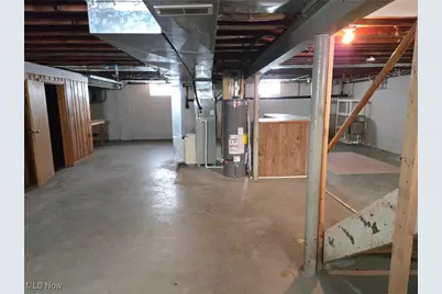 6093 Elyria Avenue, Elyria, OH 44035 - Photo 28