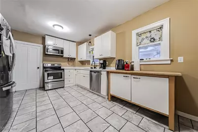3452 Menlo Road, Huber Heights, OH 44120 - Photo 22