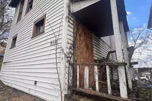 918 Florence St, East Liverpool, OH 43920 - Photo 6