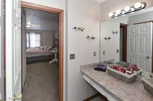 172 Loyola Dr, Elyria, OH 44035 - Photo 32