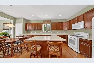 5449 Royal Brook Drive, Medina, OH 44256 - Photo 10