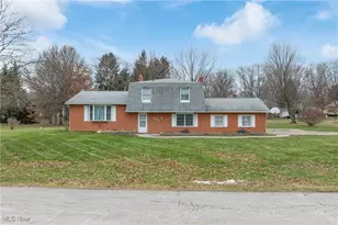 7428 Shadyview Ave NW, Massillon, OH 44646 - Photo 40
