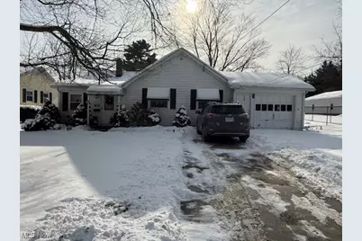 68 E Ashtabula Street, Jefferson, OH 44047 - Photo 2