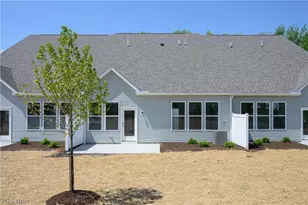 761 Rock Hbr, Avon Lake, OH 44012 - Photo 2