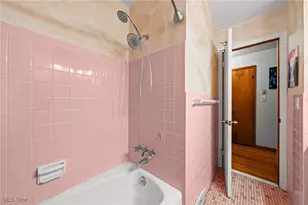 866 Elmwood Ave, Wickliffe, OH 44092 - Photo 16