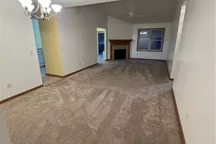 1409 Waters Edge Dr, Akron, OH 44313 - Photo 4