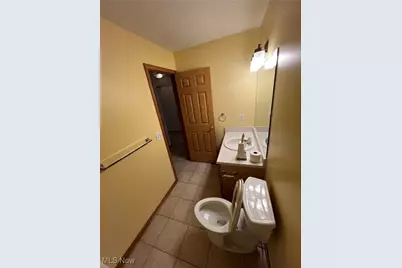 1409 Waters Edge Drive, Akron, OH 44313 - Photo 10