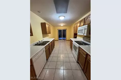1409 Waters Edge Drive, Akron, OH 44313 - Photo 6