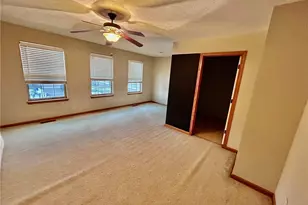 294 Lakewick Ln, Willowick, OH 44095 - Photo 8