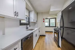 849 Glenn St, Akron, OH 44320 - Photo 8