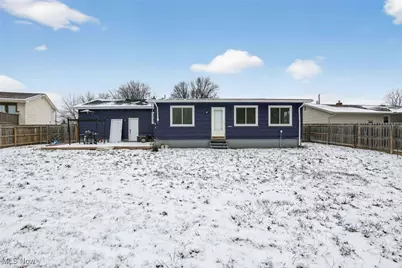 2215 Frostwood Drive, Austintown, OH 44515 - Photo 4