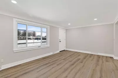 2215 Frostwood Drive, Austintown, OH 44515 - Photo 18