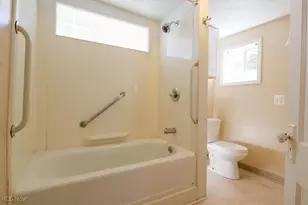 1244 Florida Ave, Akron, OH 44314 - Photo 16