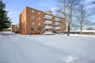 521 Tollis Pkwy, Grandview Heights, OH 44147 - Photo 32