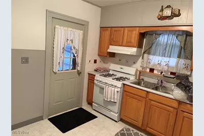 124 Church Street, Weirton, WV 26062 - Photo 4