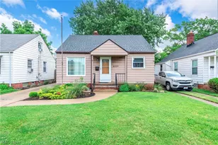 4529 W 150th St, Loveland, OH 44135 - Photo 2