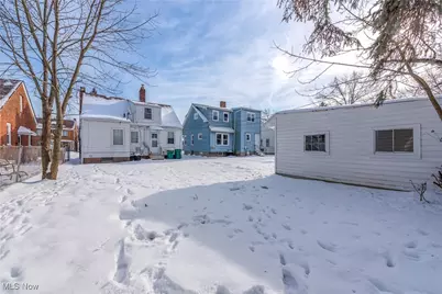 5246 Philip Avenue, Maple Heights, OH 44137 - Photo 4