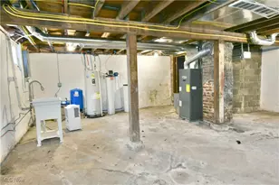 1970 Newdale Ave, Akron, OH 44320 - Photo 40