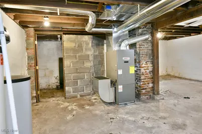 1970 Newdale Avenue, Akron, OH 44320 - Photo 38