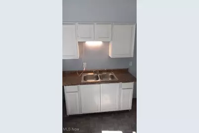 11705 Fairport Avenue, Loveland, OH 44108 - Photo 2