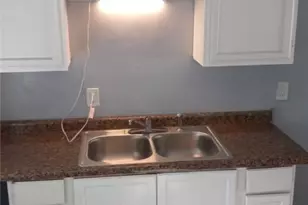 11705 Fairport Ave, Loveland, OH 44108 - Photo 2