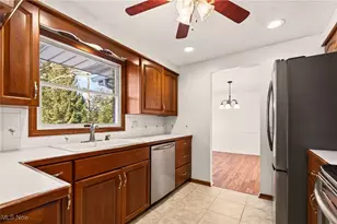 4617 Yale Ave NW, Canton, OH 44709 - Photo 12