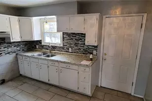 3846 E 143rd St, Loveland, OH 44128 - Photo 6