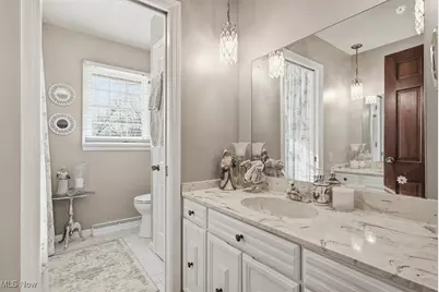 310 Tonawanda Trail SW, Hartville, OH 44632 - Photo 32