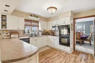 310 Tonawanda Trail SW, Hartville, OH 44632 - Photo 16