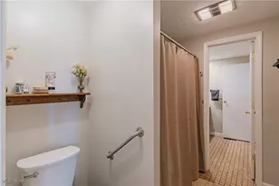 25 Berkshire Ct, Akron, OH 44313 - Photo 16