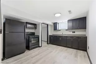 1516 Wisteria Ave SW, Hartville, OH 44632 - Photo 38