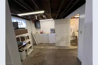 11238 Center Drive NE, Sandyville, OH 44671 - Photo 18