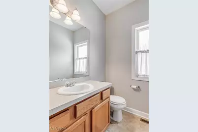 519 Chart Road, Cuyahoga Falls, OH 44223 - Photo 18