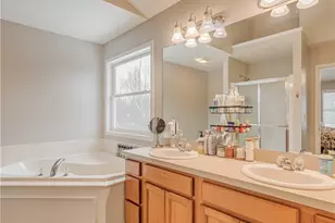 519 Chart Rd, Cuyahoga Falls, OH 44223 - Photo 22